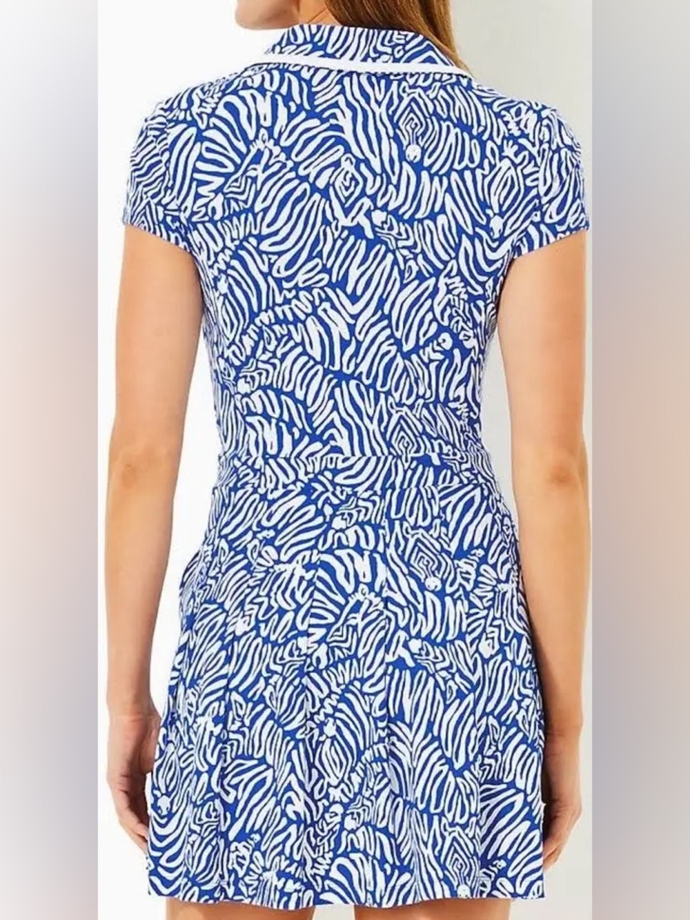 🆕 Lilly Pulitzer Luxletic Alona Dress Martinique Blue White UPF 50+ Medium - Picture 2 of 13
